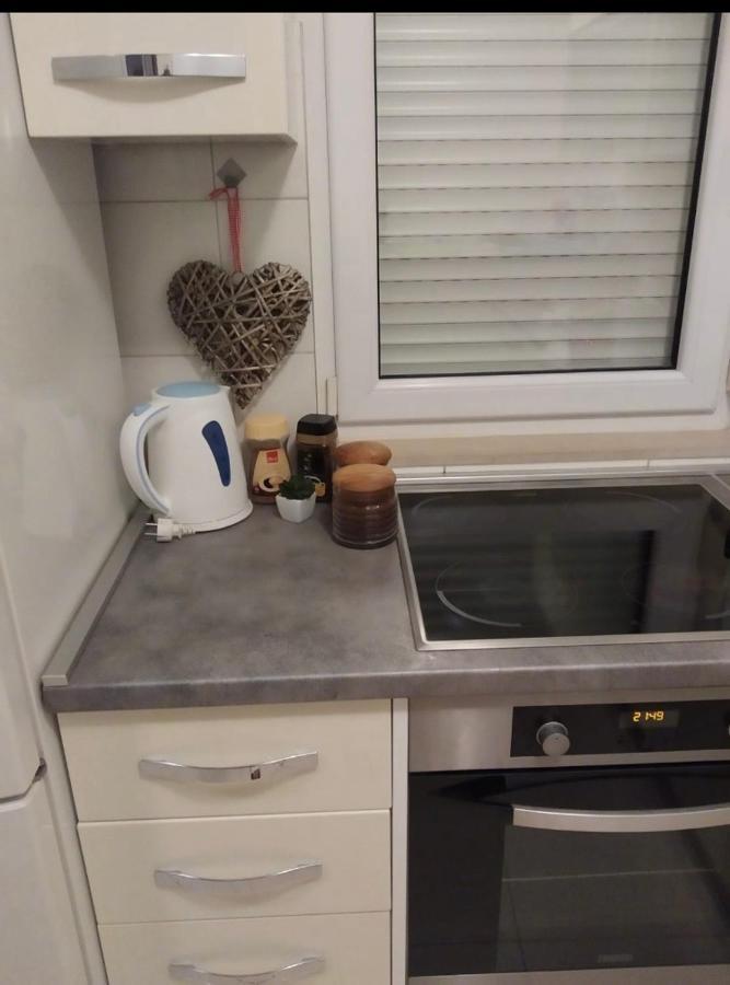شقة Apartman Mila Kaštela المظهر الخارجي الصورة