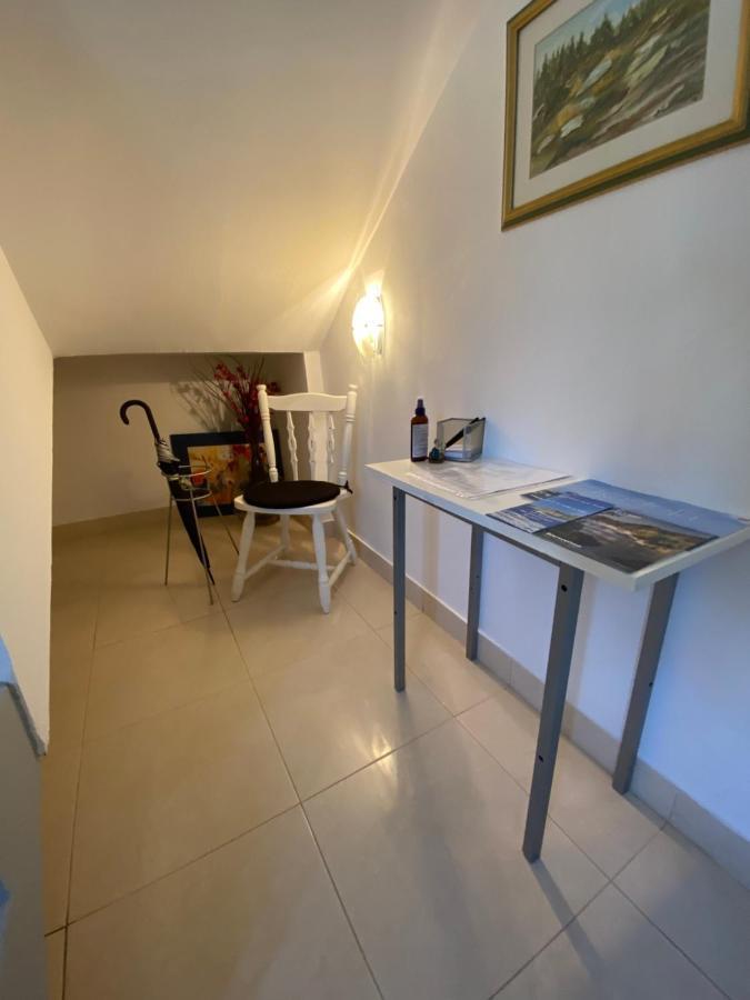 شقة Apartman Mila Kaštela المظهر الخارجي الصورة