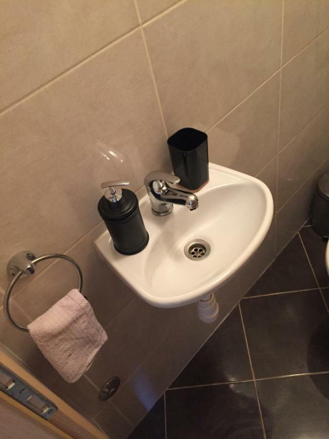 شقة Apartman Mila Kaštela المظهر الخارجي الصورة